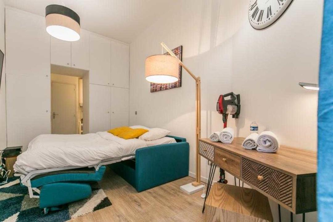 Photo of Bedroom in 11th Arrondissement