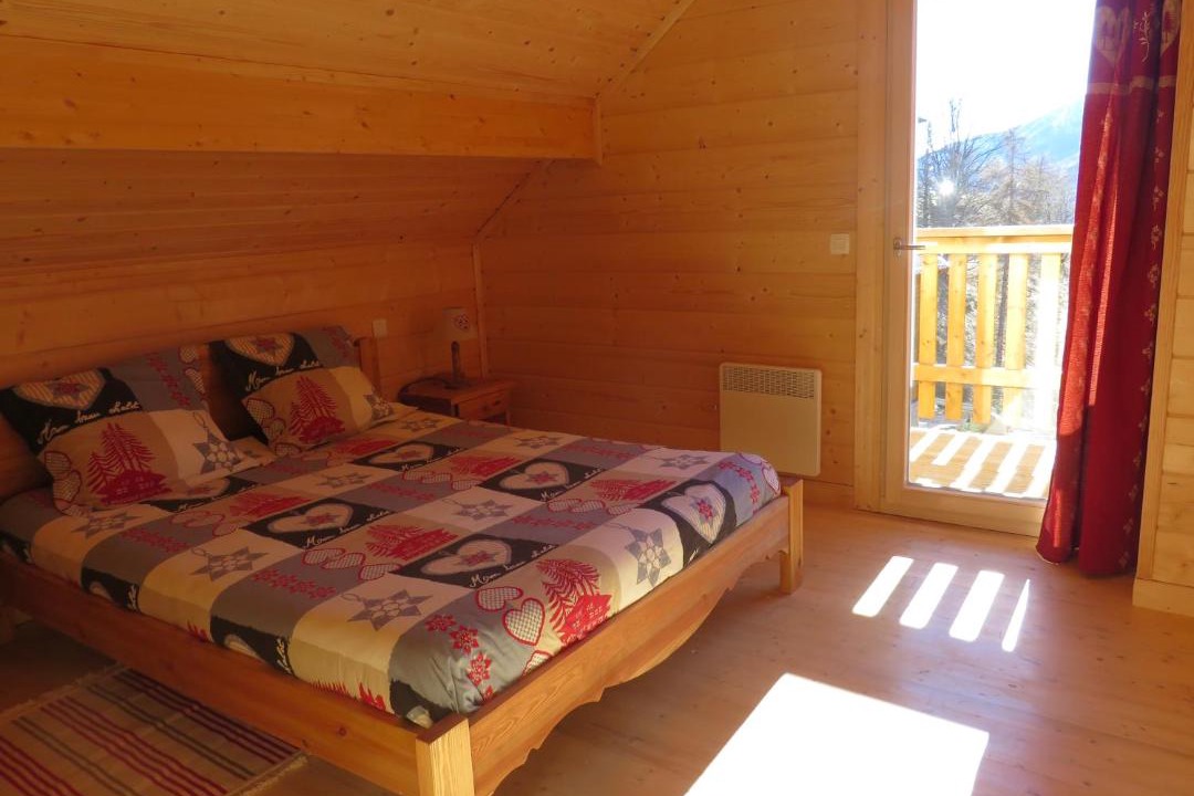 Photo of Bedroom in Allos