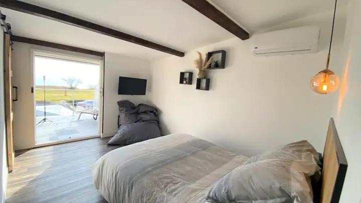 Photo of Bedroom in Poggio-Mezzana