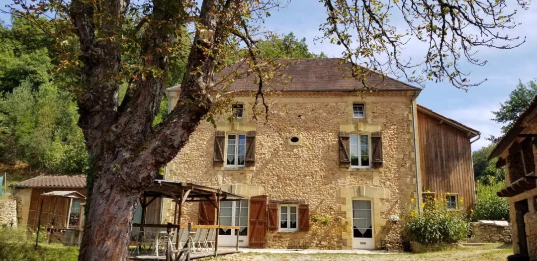 Photo of Buildings in Larzac