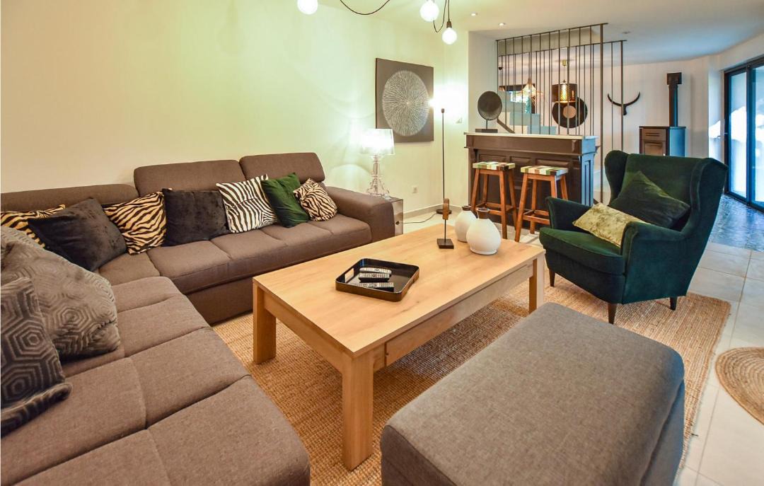 Photo of Livingroom in Monieux