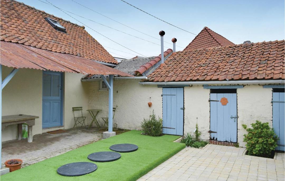Photo of Buildings in Grigny