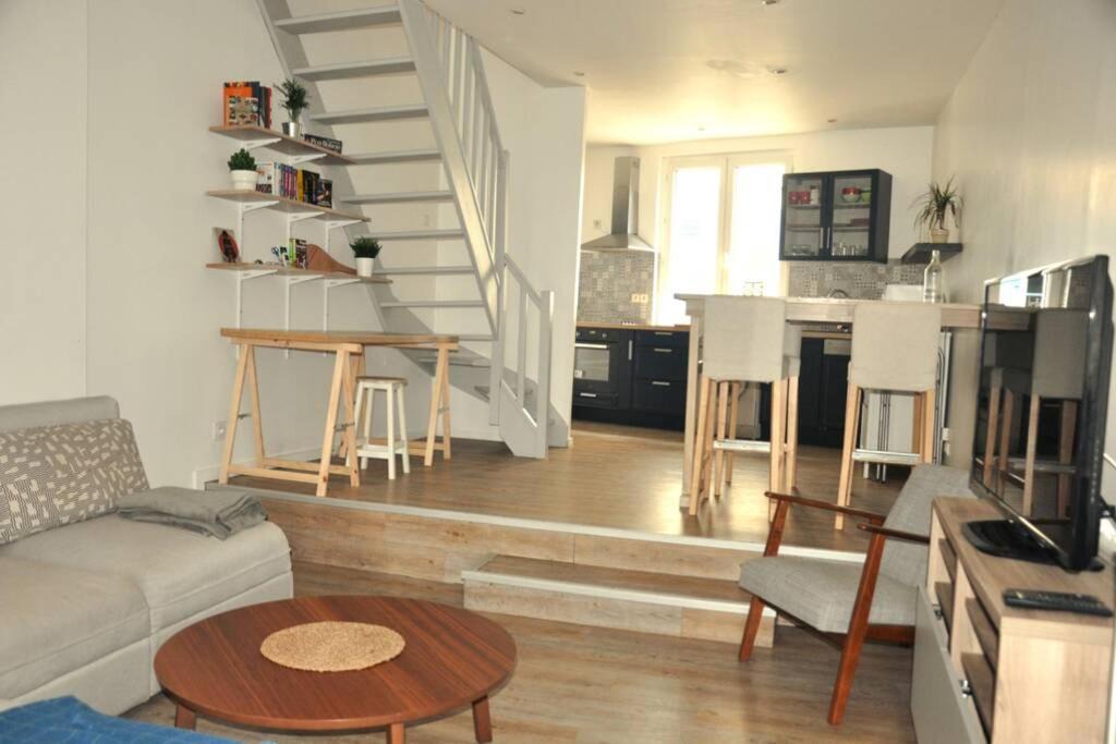 Photo of Livingroom in Bayonne