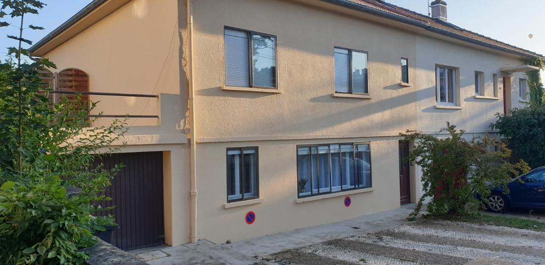 Photo of Buildings in Plantieres Queuleu