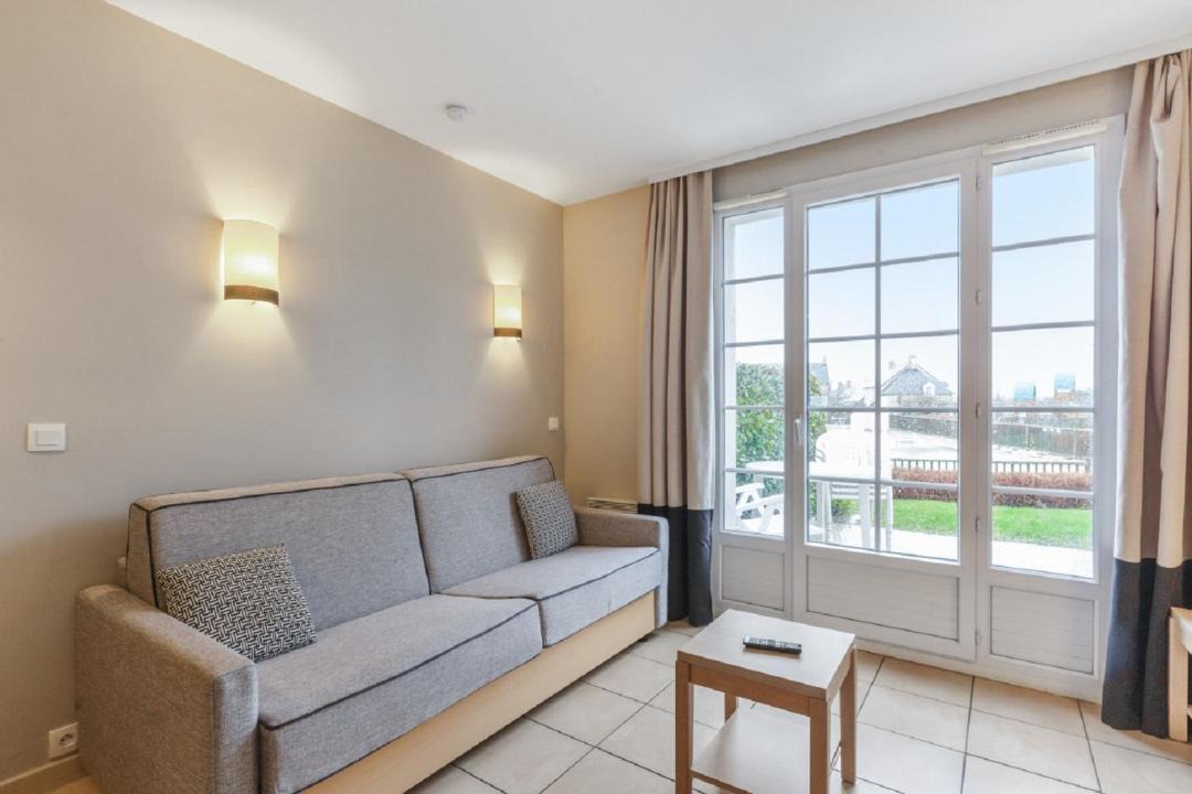 Photo of Livingroom in Port-en-Bessin-Huppain