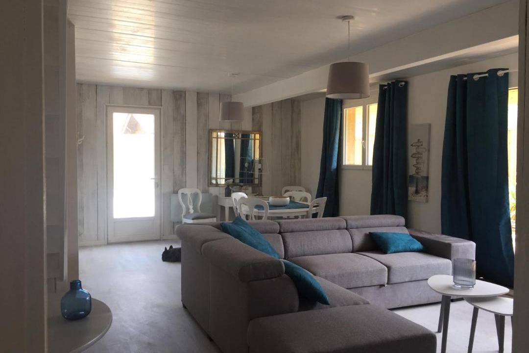 Photo of Livingroom in La Teste-de-Buch