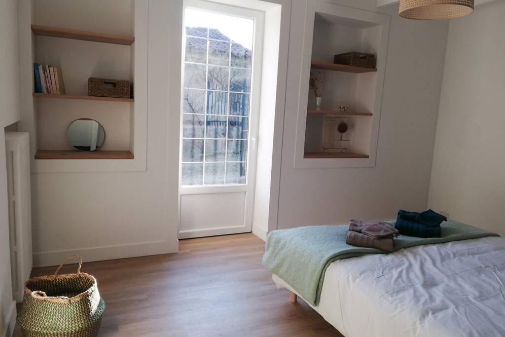 Photo of Bedroom in Saint-Julien-l'Ars