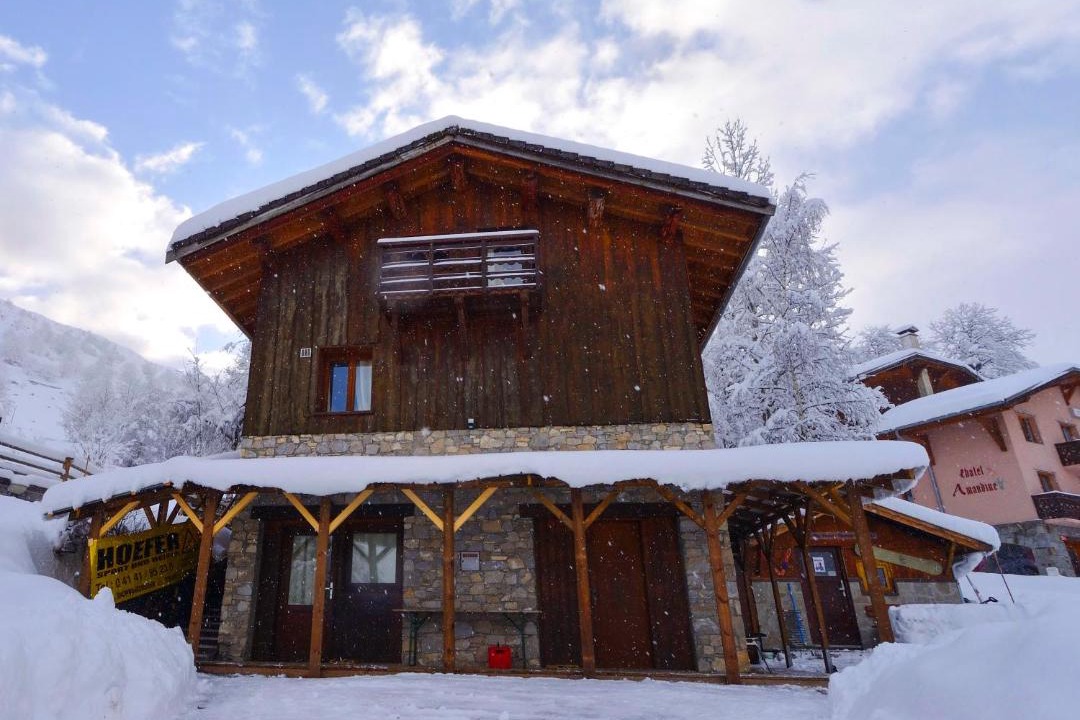 Photo of Buildings in Le Bettaix