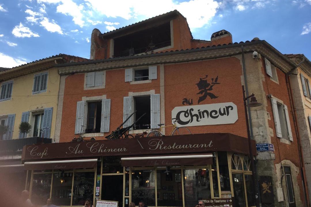 Photo of Buildings in L'Isle-sur-la-Sorgue