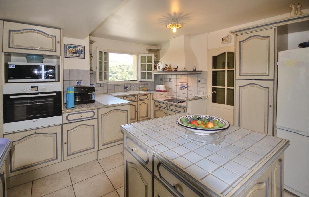 Photo of Kitchen in Sainte-Anastasie-sur-Issole