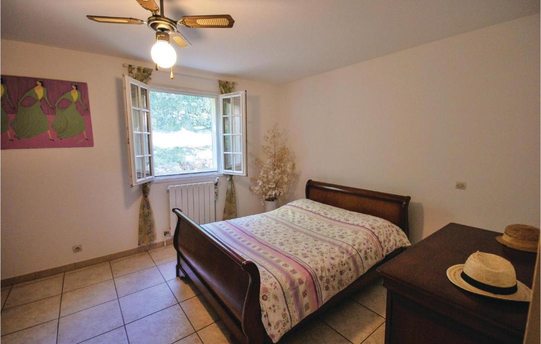 Photo of Bedroom in Sainte-Anastasie-sur-Issole