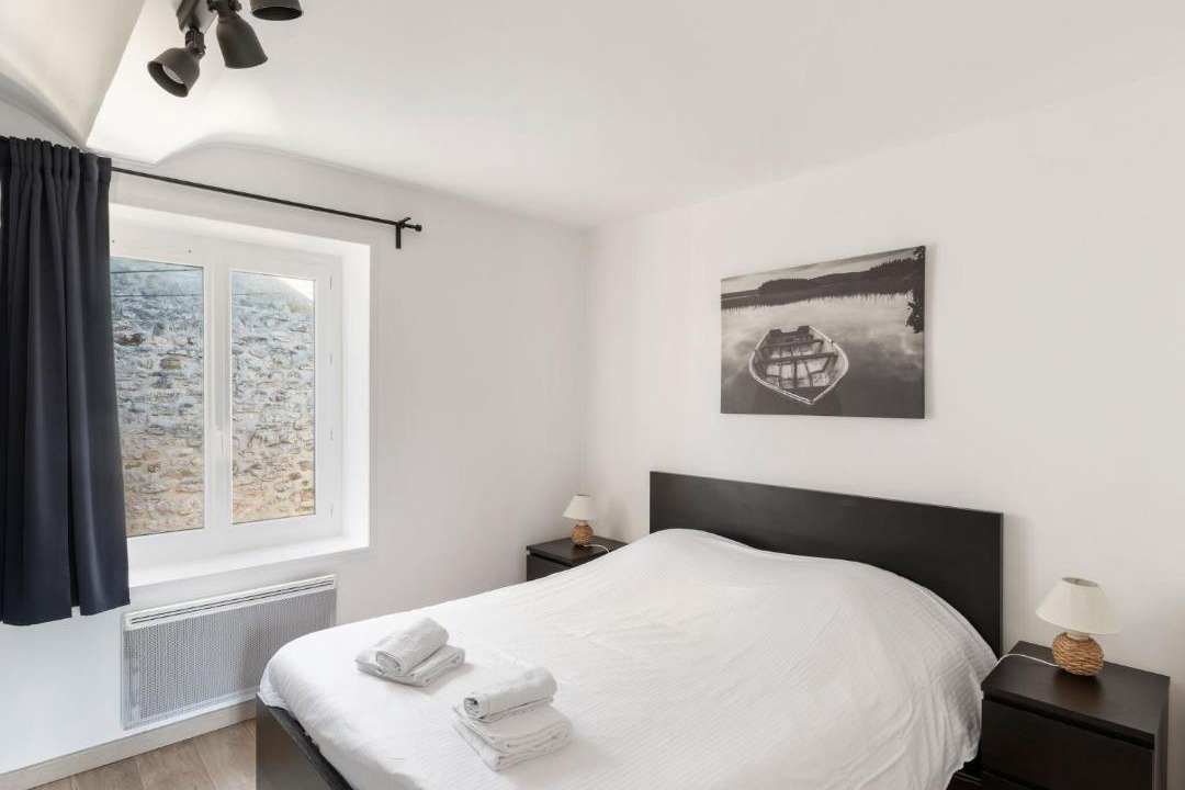 Photo of Bedroom in Port-en-Bessin-Huppain