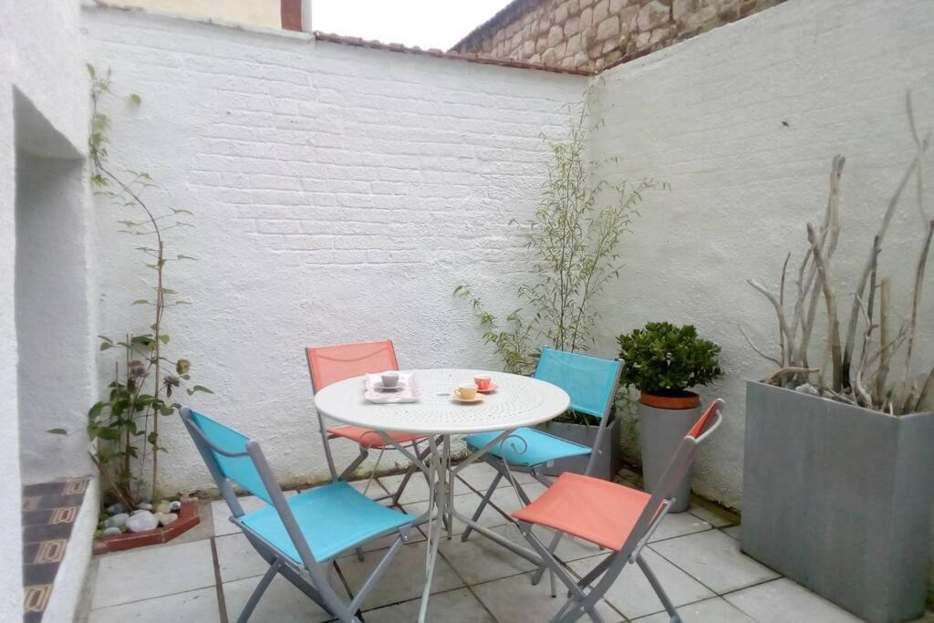 Photo of Patio Balcony in Le Treport