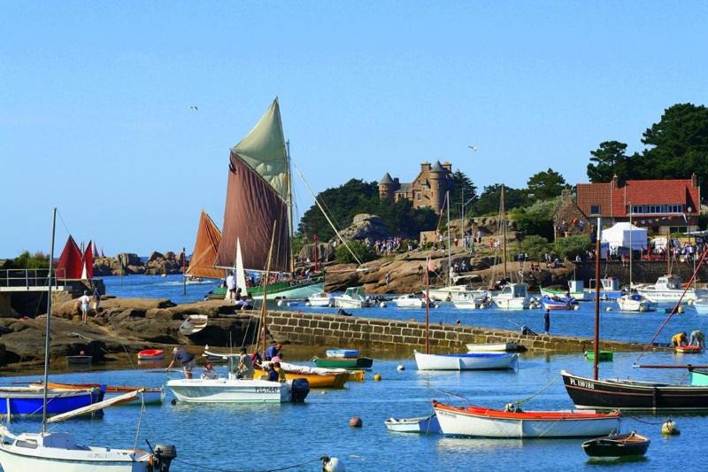 Photo of Others in Perros-Guirec