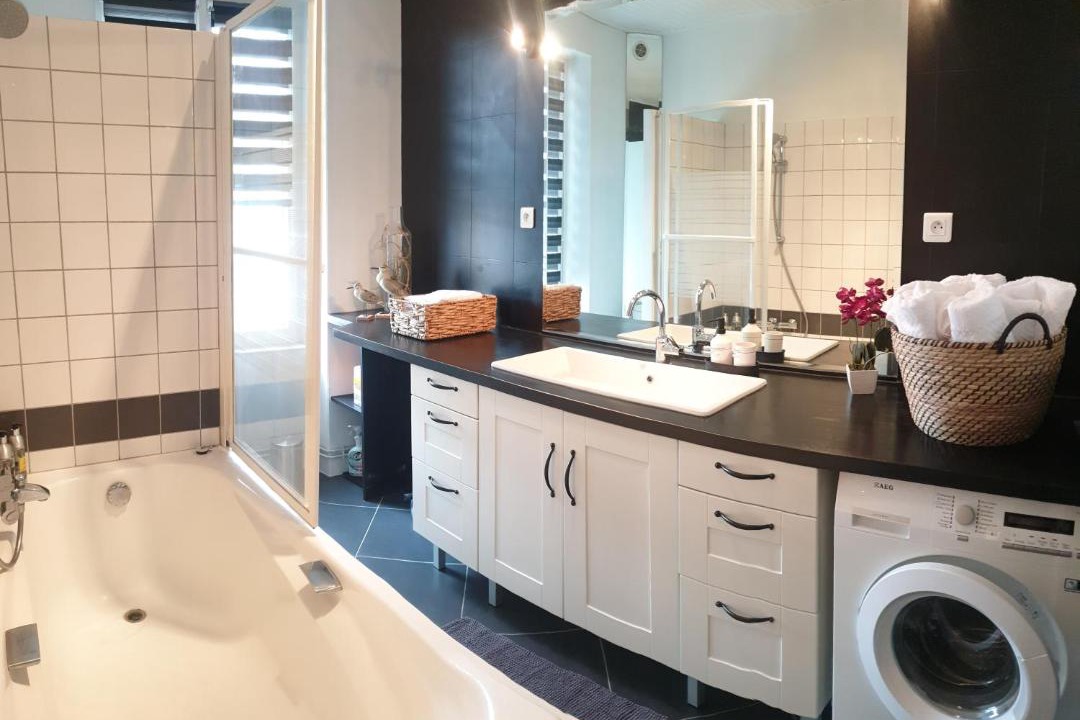 Photo of Bathroom in Saint Joseph/Mittelharth