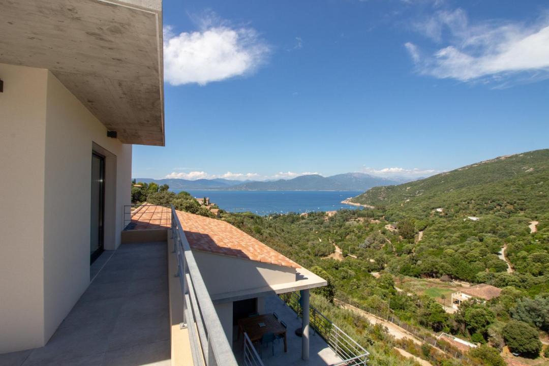 Photo of Patio Balcony in Belvedere-Campomoro