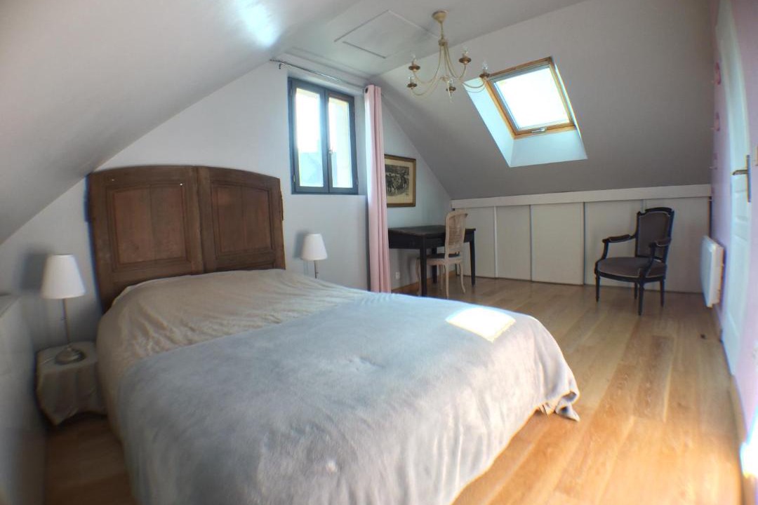 Photo of Bedroom in Vic-sur-Aisne
