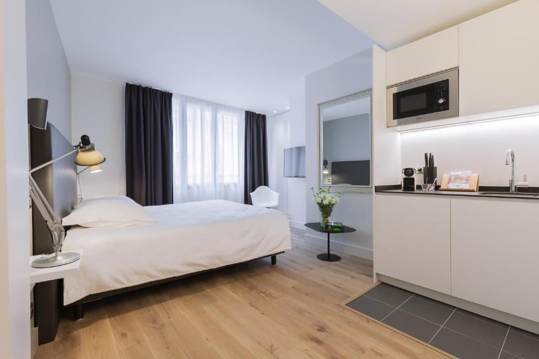 Photo of Bedroom in Hotel de Ville - Quinconces