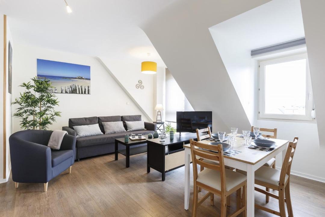 Photo of Livingroom in Parame