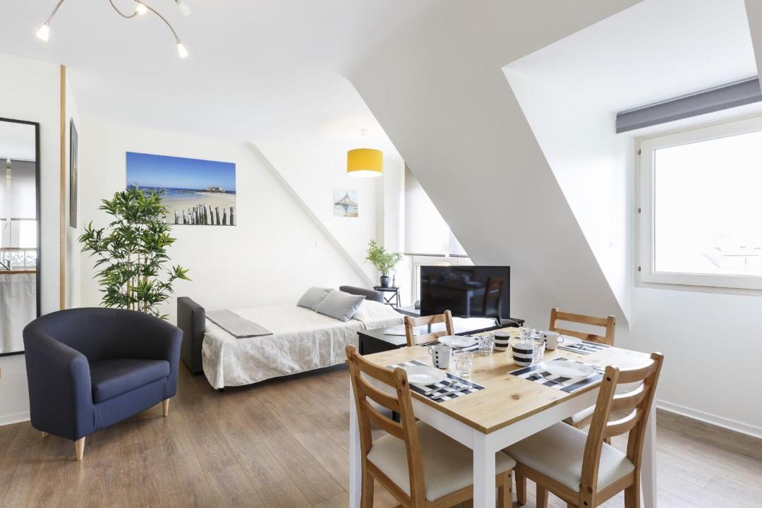 Photo of Livingroom in Parame