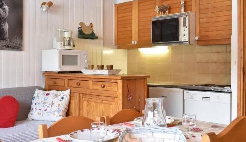 Apartment (4 Adults)
