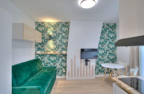 Quartier de la Goutte-d'Or Apartment | Élégance et Confort au Cœur du 18e