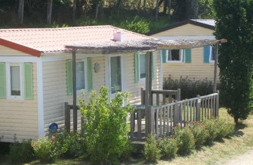 Villefranche-du-Perigord House | Mobilhome 3 étoiles - Piscine - eeeebb